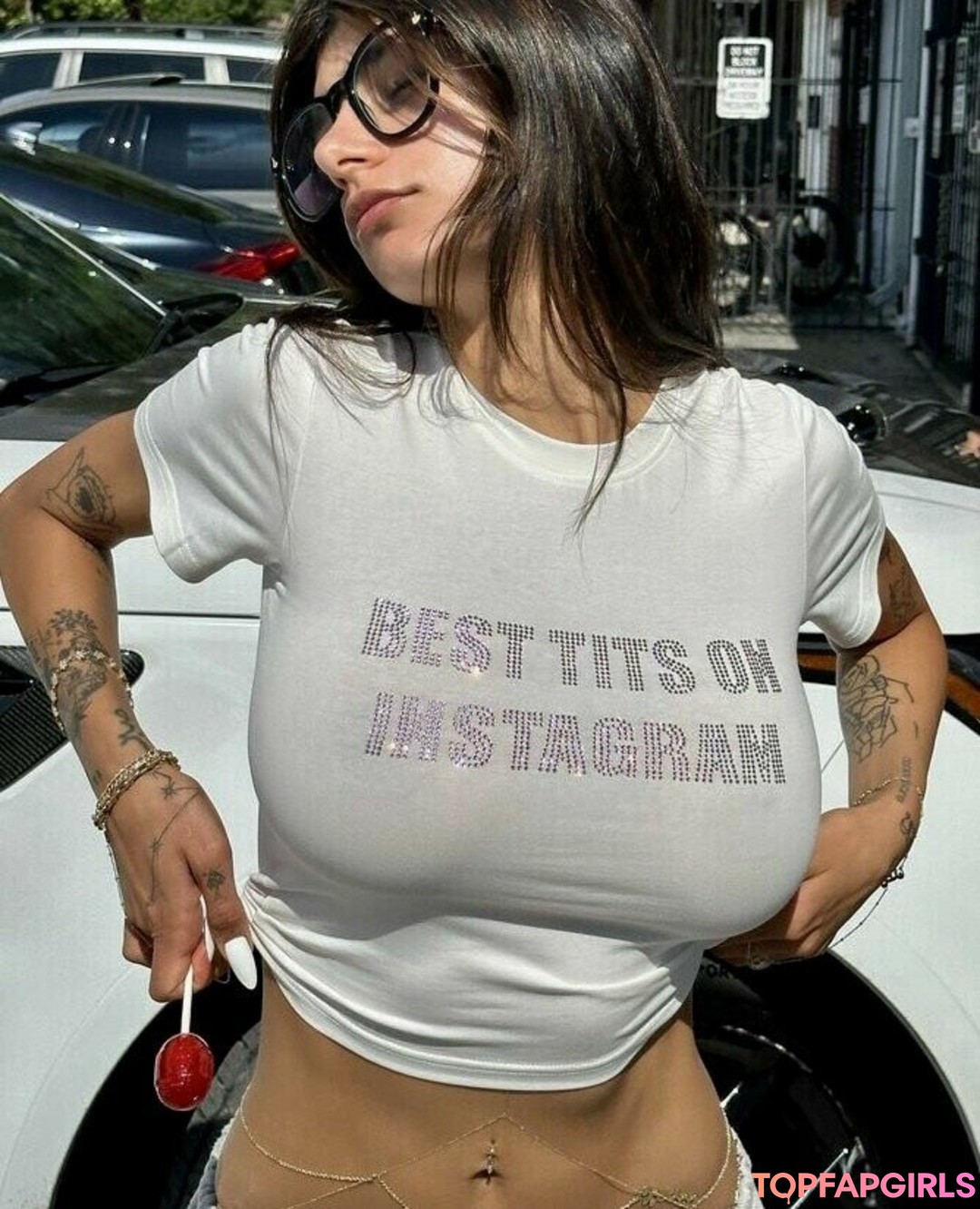 Naakte gelekte OnlyFans-foto van Mia Khalifa #2068