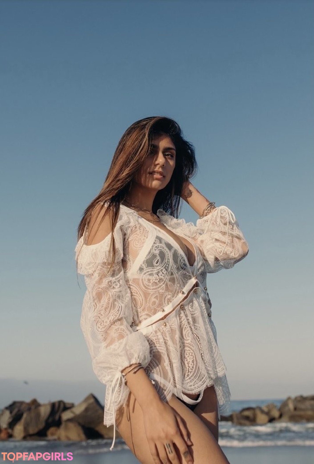 Naakte gelekte OnlyFans-foto van Mia Khalifa #757