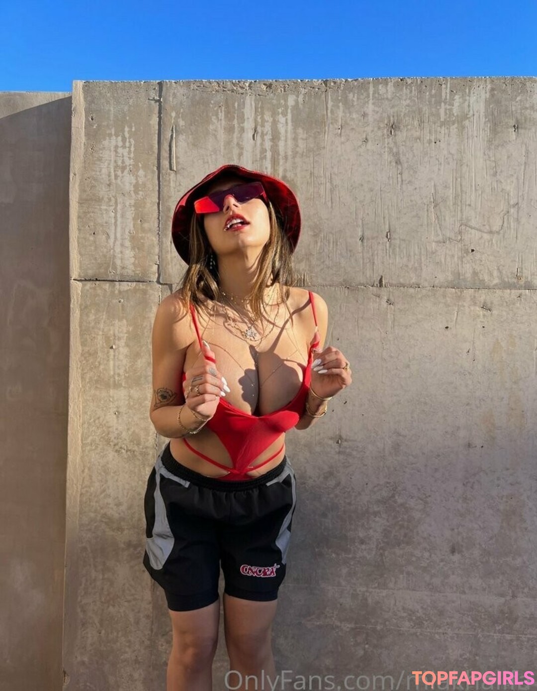 Naakte gelekte OnlyFans-foto van Mia Khalifa #901