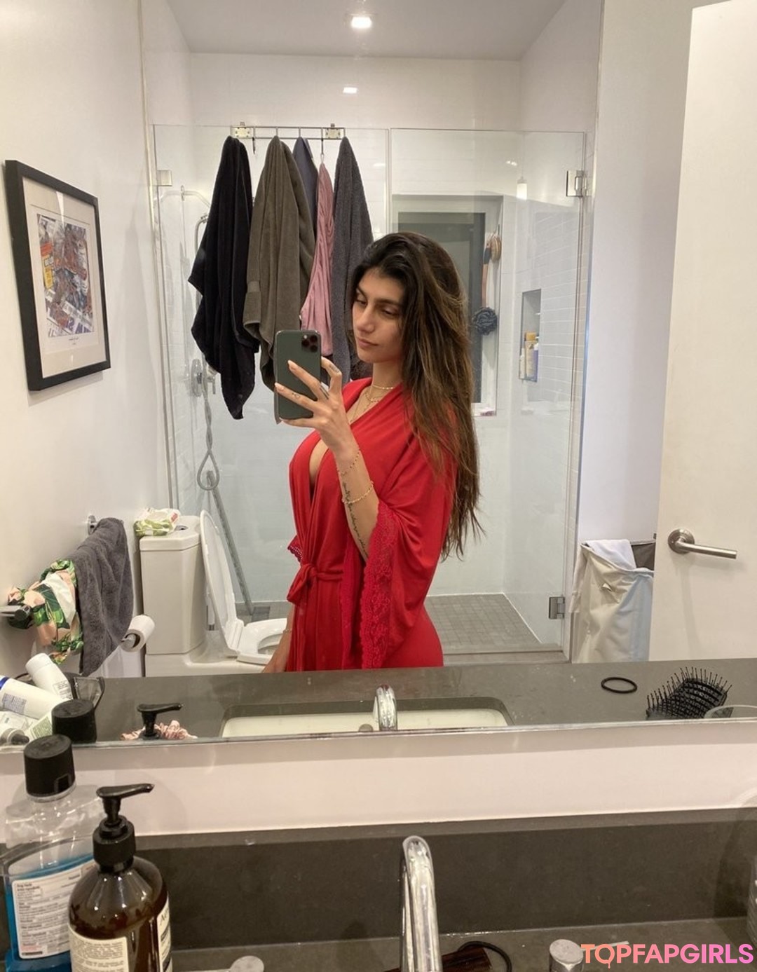 Naakte gelekte OnlyFans-foto van Mia Khalifa #329