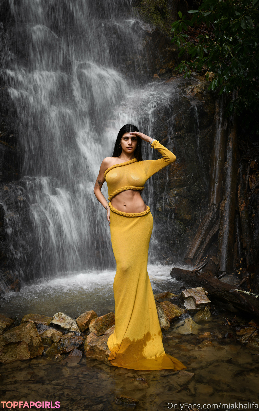 Naakte gelekte OnlyFans-foto van Mia Khalifa #90