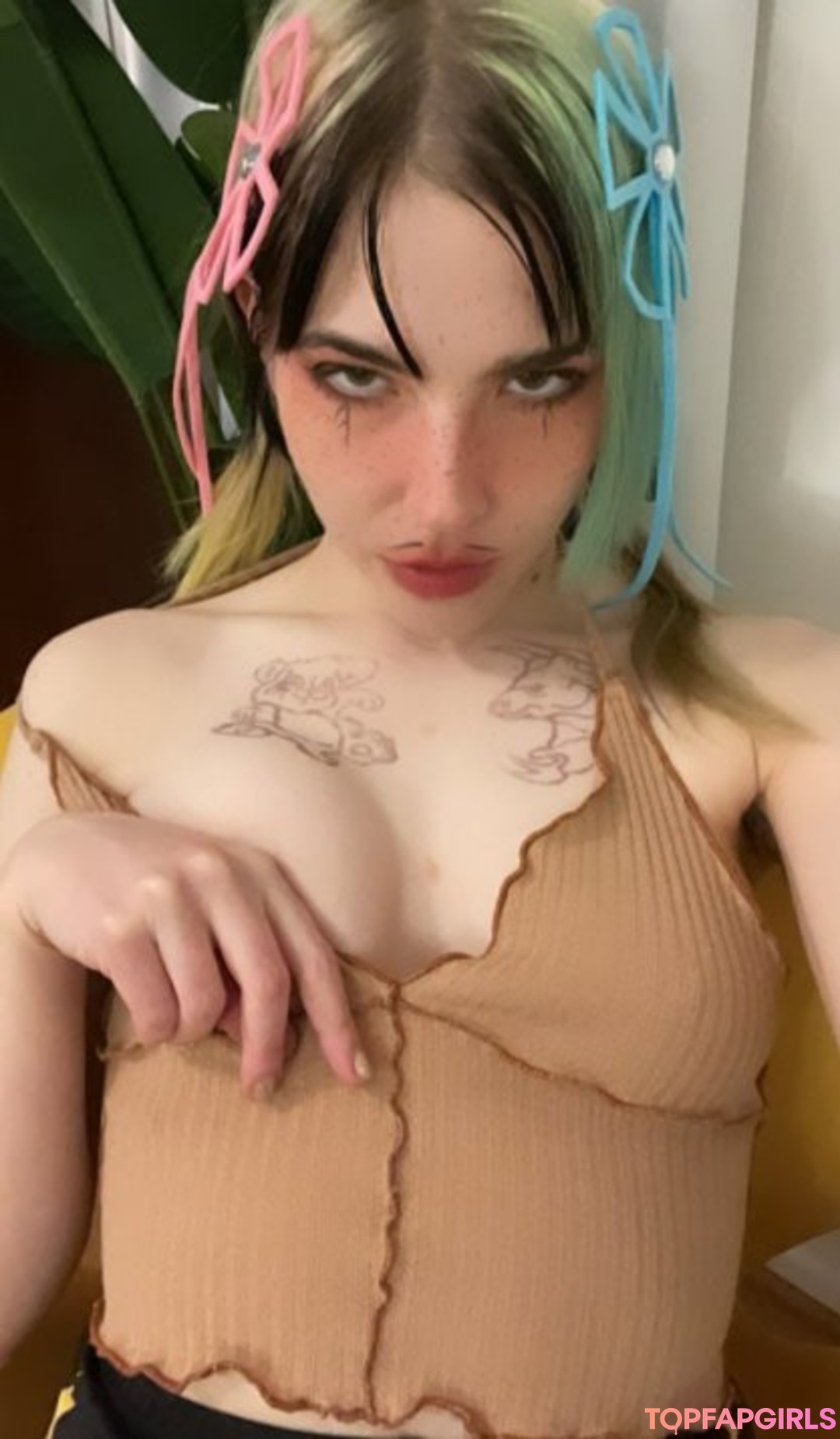 Naakte gelekte OnlyFans-foto van Dorian Electra #44