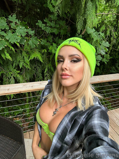 Darshelle Stevens