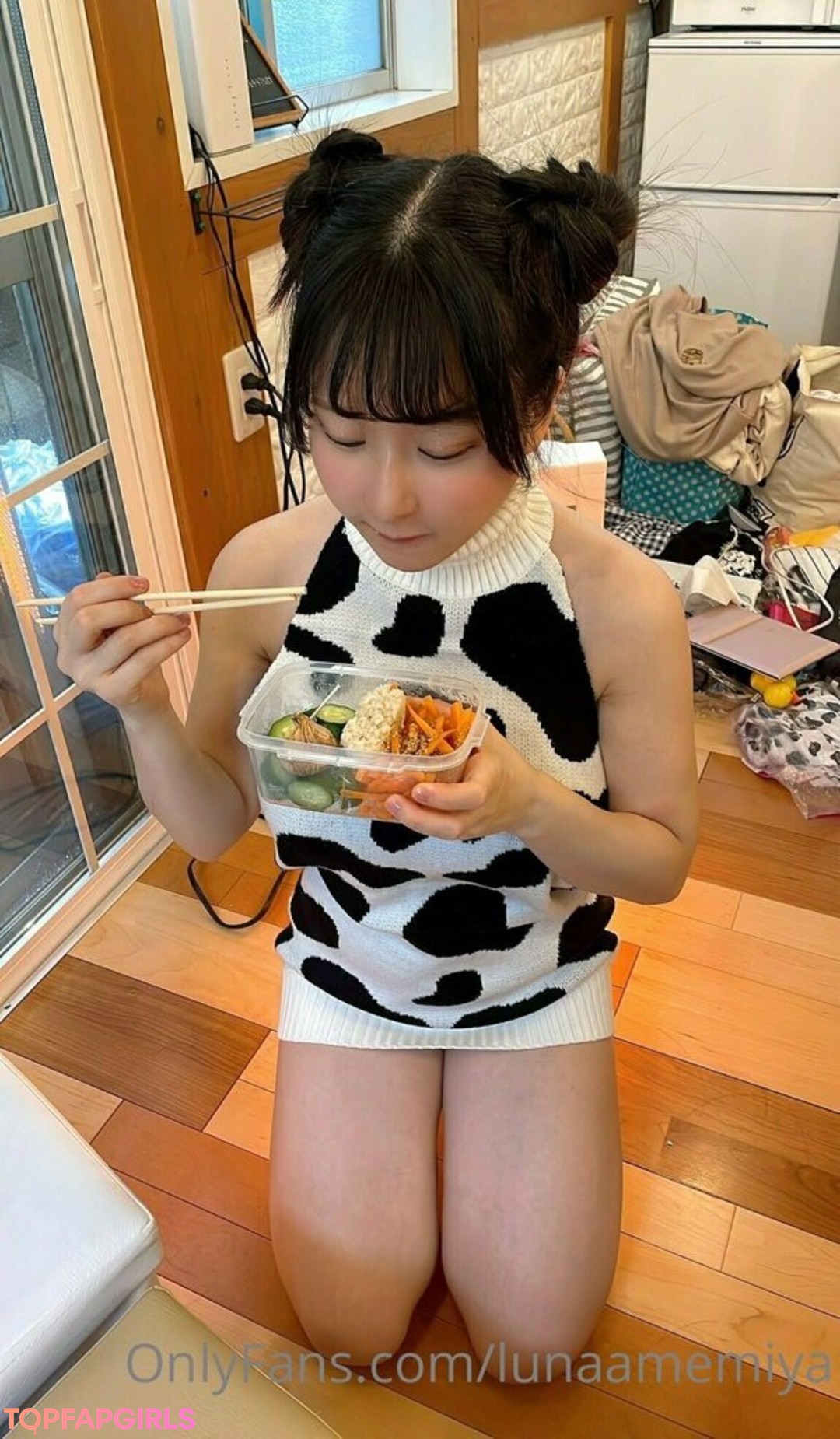 Naakte gelekte OnlyFans-foto van Lunaamemiya #1653