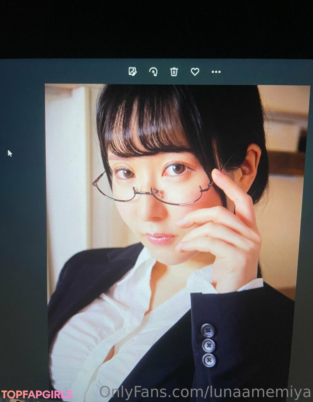 Naakte gelekte OnlyFans-foto van Lunaamemiya #1756