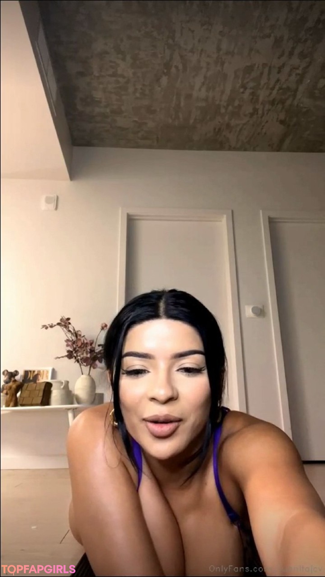 Naakte gelekte OnlyFans-foto van Juanita Belle #606