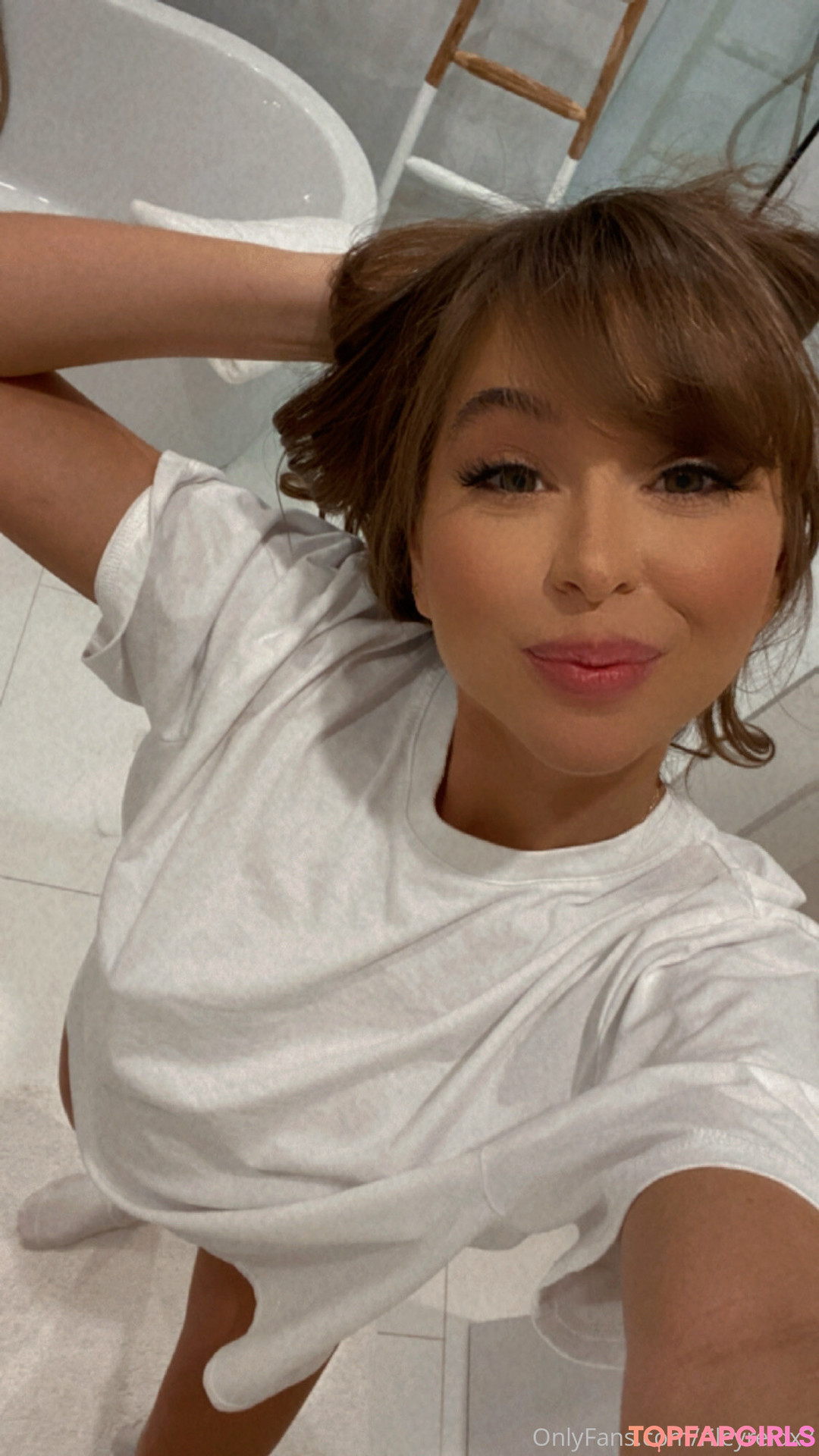 Naakte gelekte OnlyFans-foto van Riley Reid #1829