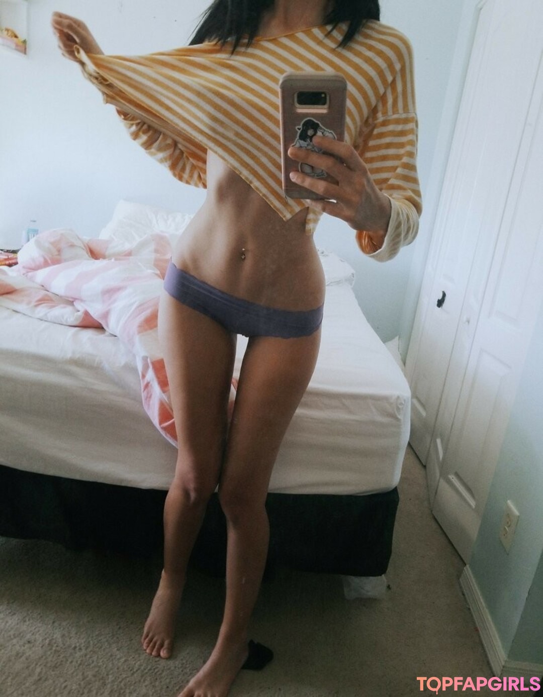 Naakte gelekte OnlyFans-foto van Jeanwanwan #2348