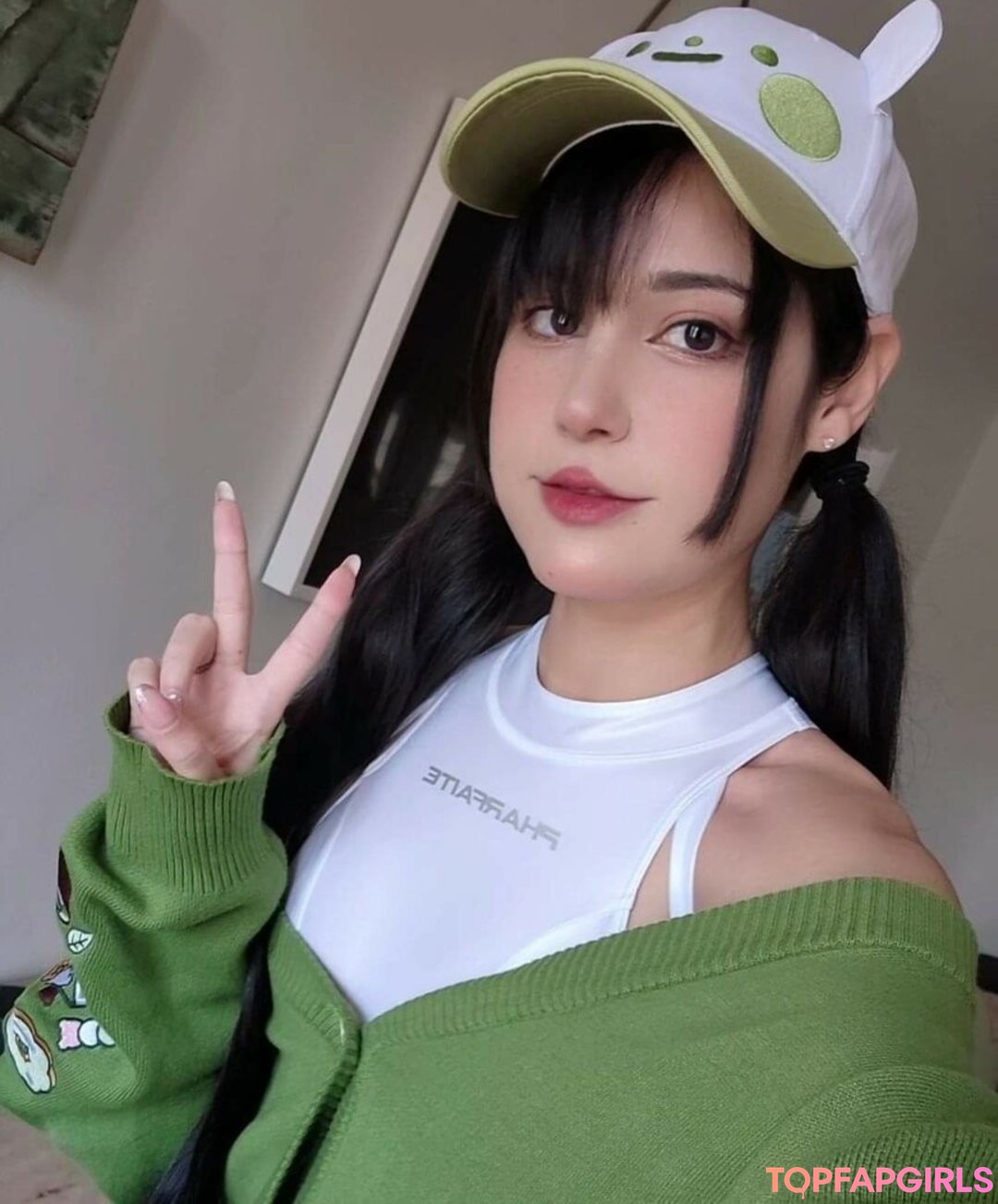 Naakte gelekte OnlyFans-foto van Jeanwanwan #3298