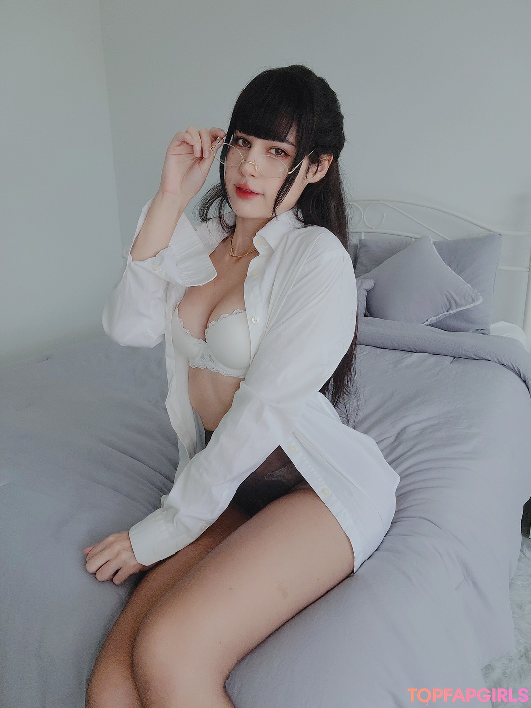 Naakte gelekte OnlyFans-foto van Jeanwanwan #1302