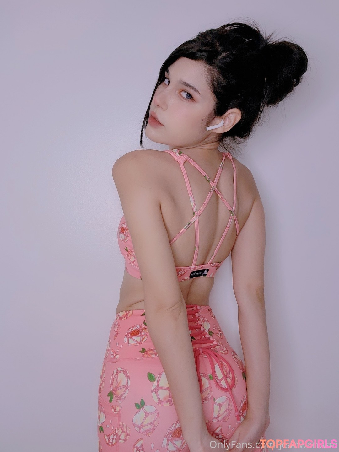 Naakte gelekte OnlyFans-foto van Jeanwanwan #34