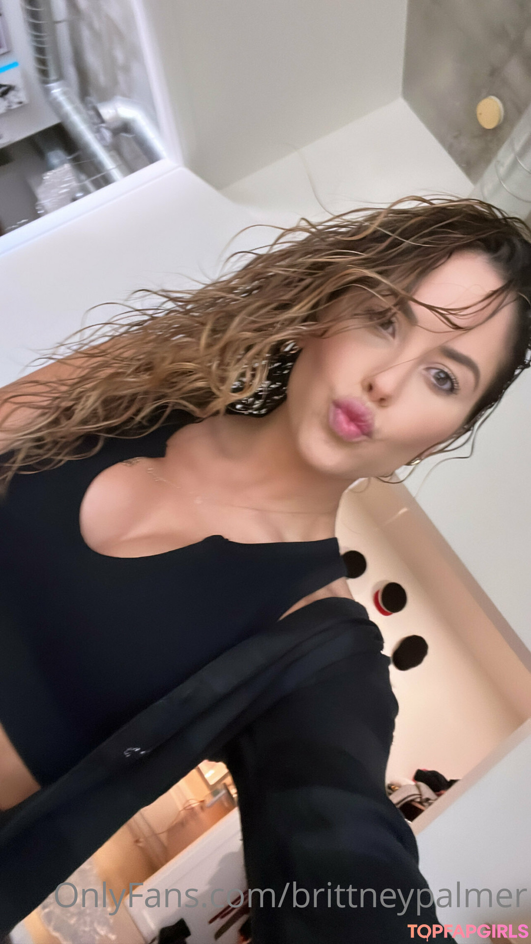 Naakte gelekte OnlyFans-foto van Brittney Palmer #262