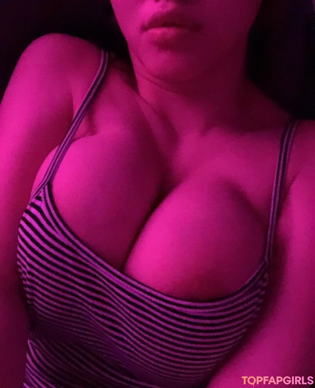 Naakte gelekte OnlyFans-foto van Nami #841