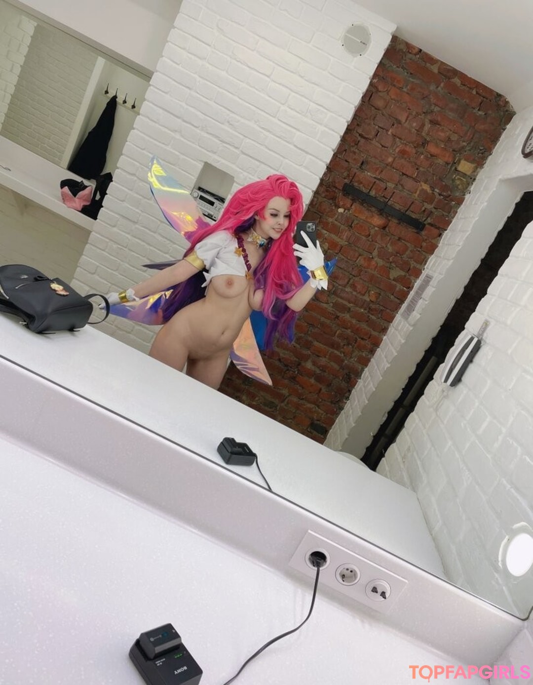 Naakte gelekte OnlyFans-foto van Disharmonica #2936
