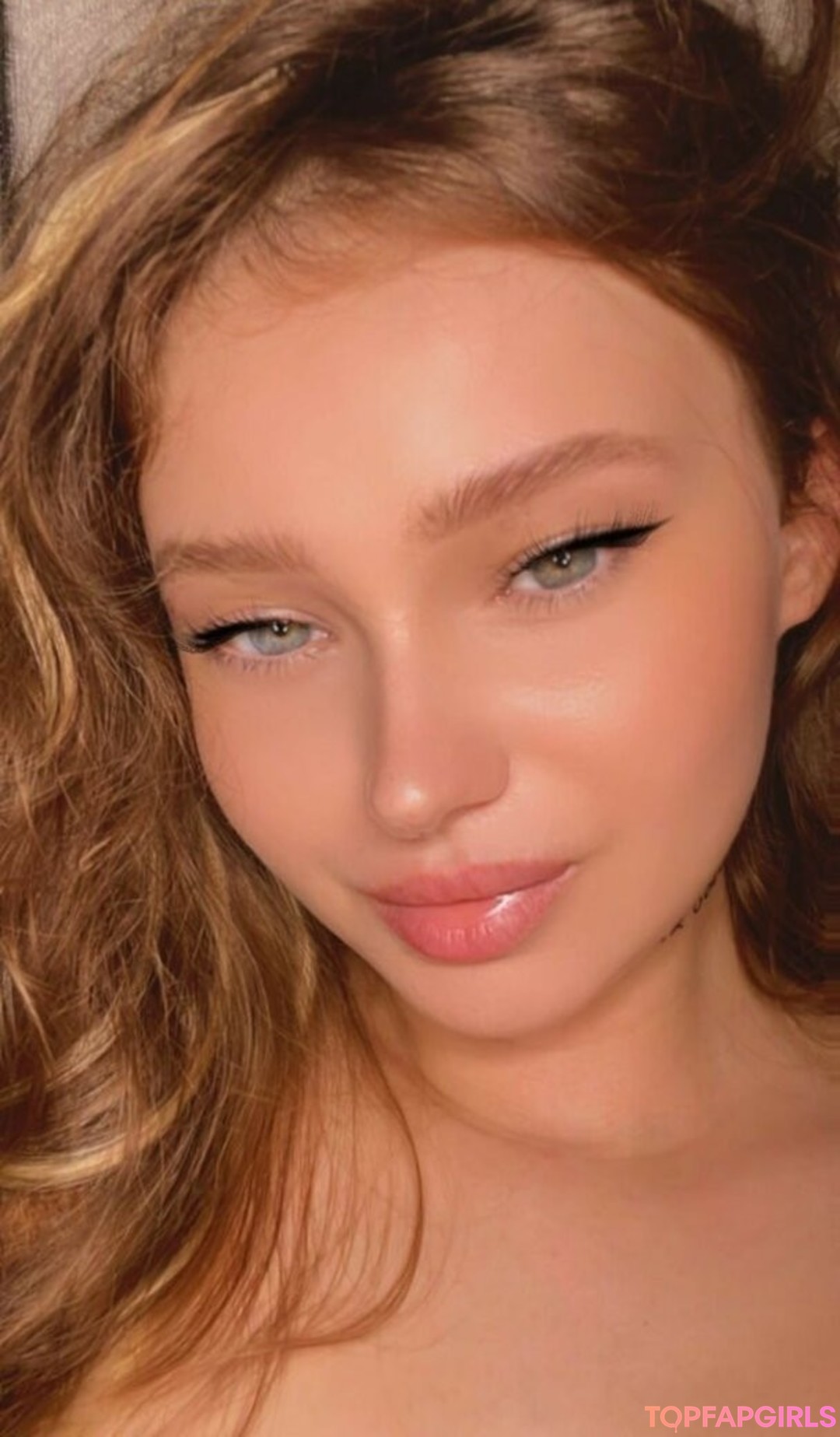 Naakte gelekte OnlyFans-foto van Evaanna #252