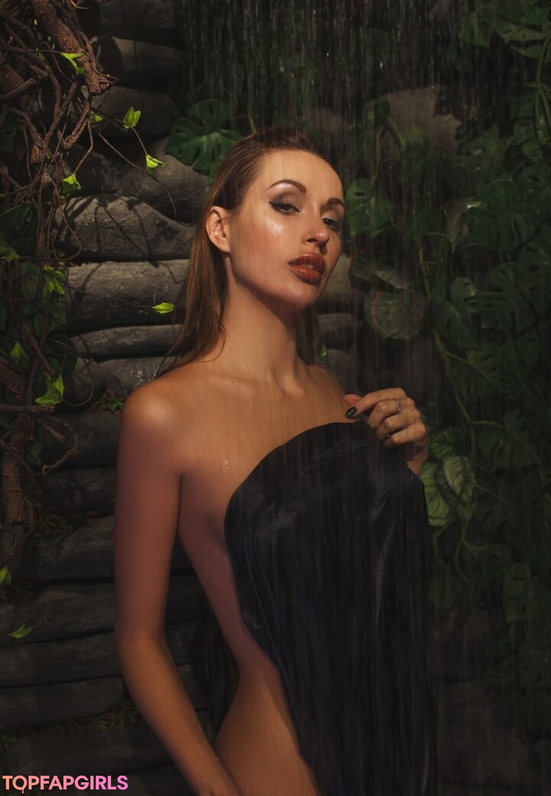Naakte gelekte OnlyFans-foto van Lera Himera #10342