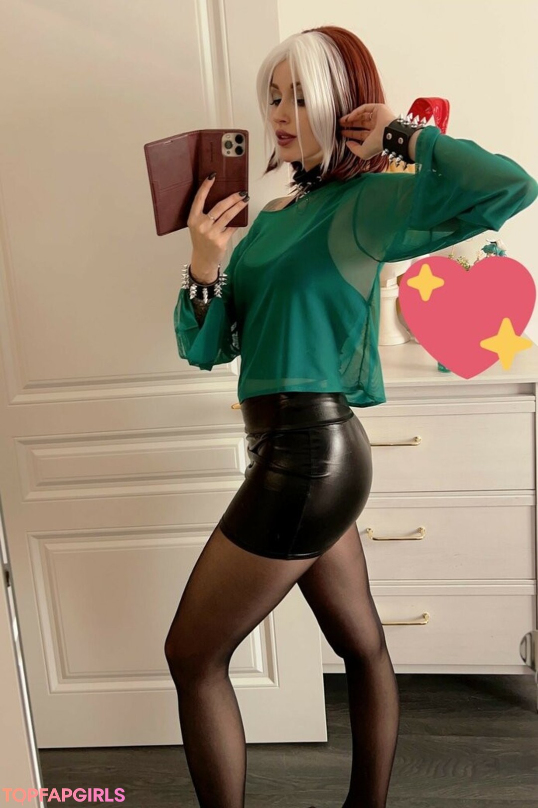 Naakte gelekte OnlyFans-foto van Lera Himera #10989