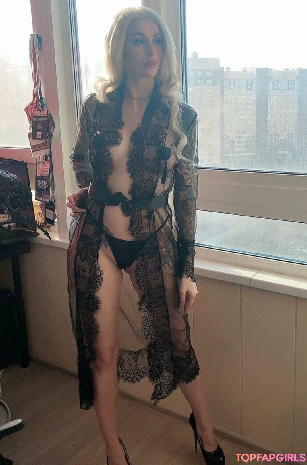 Naakte gelekte OnlyFans-foto van Lera Himera #11811