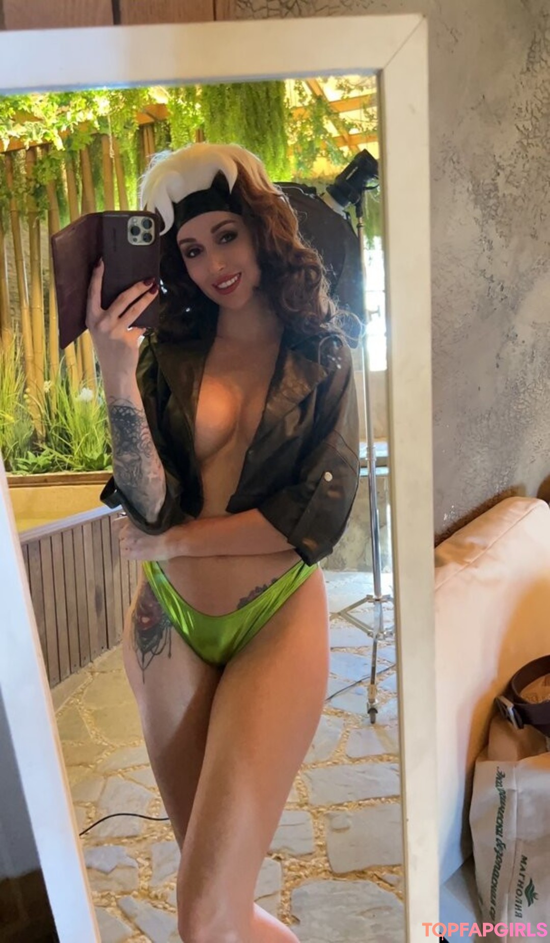 Naakte gelekte OnlyFans-foto van Lera Himera #14312