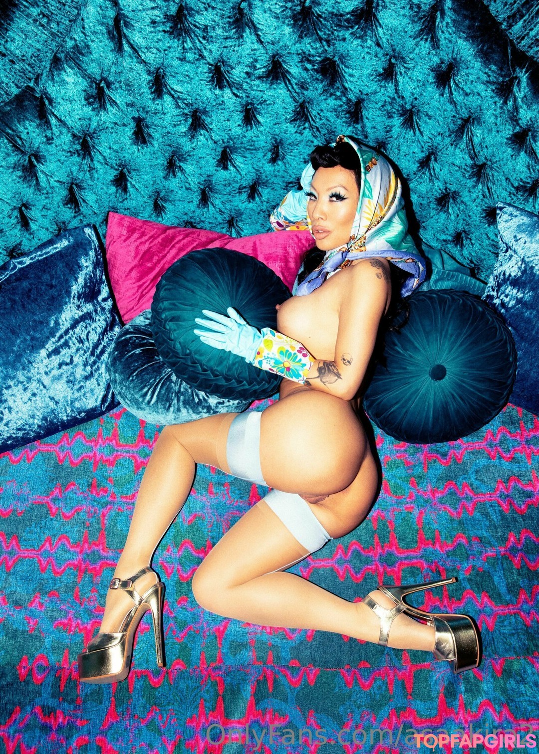 Naakte gelekte OnlyFans-foto van Asa Akira #111