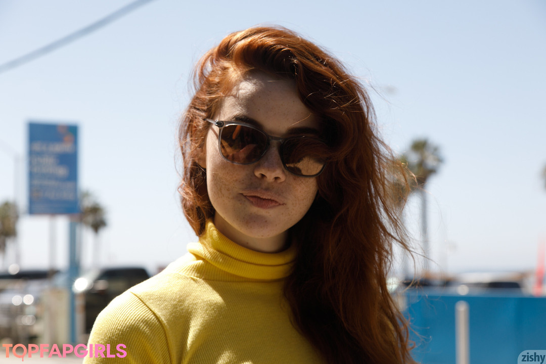 Naakte gelekte OnlyFans-foto van Sabrina Lynn #1324