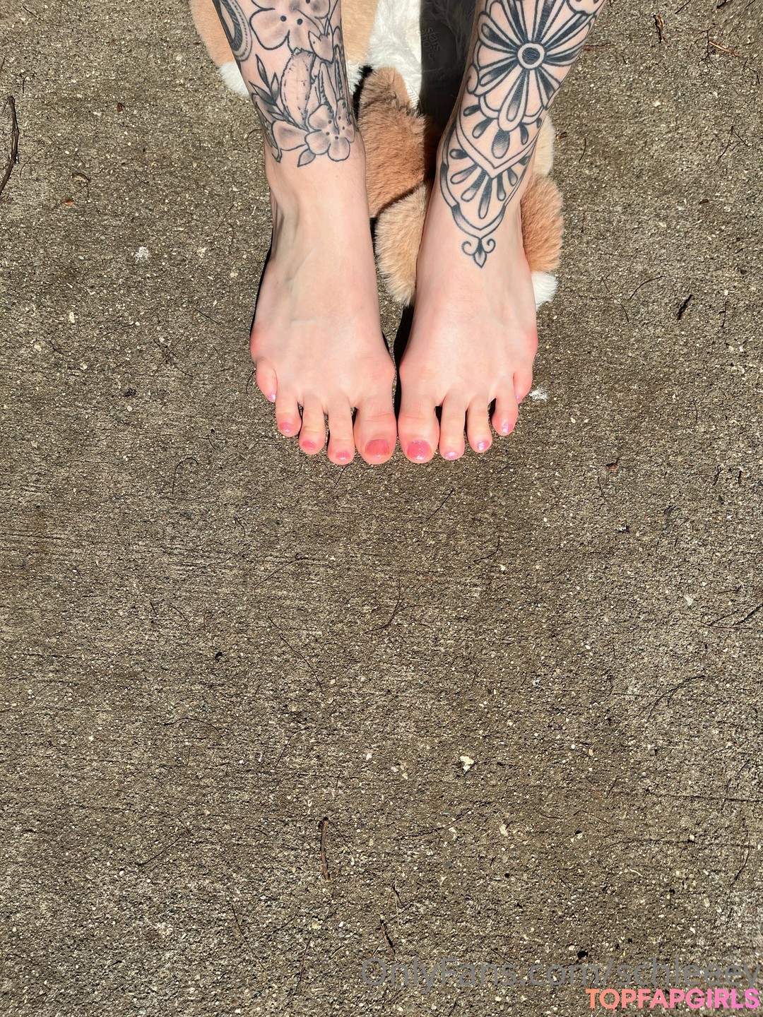 Naakte gelekte OnlyFans-foto van Schleeey #44