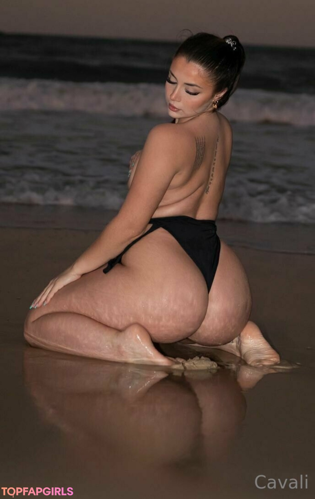 Naakte gelekte OnlyFans-foto van Lilith Cavaliere #313