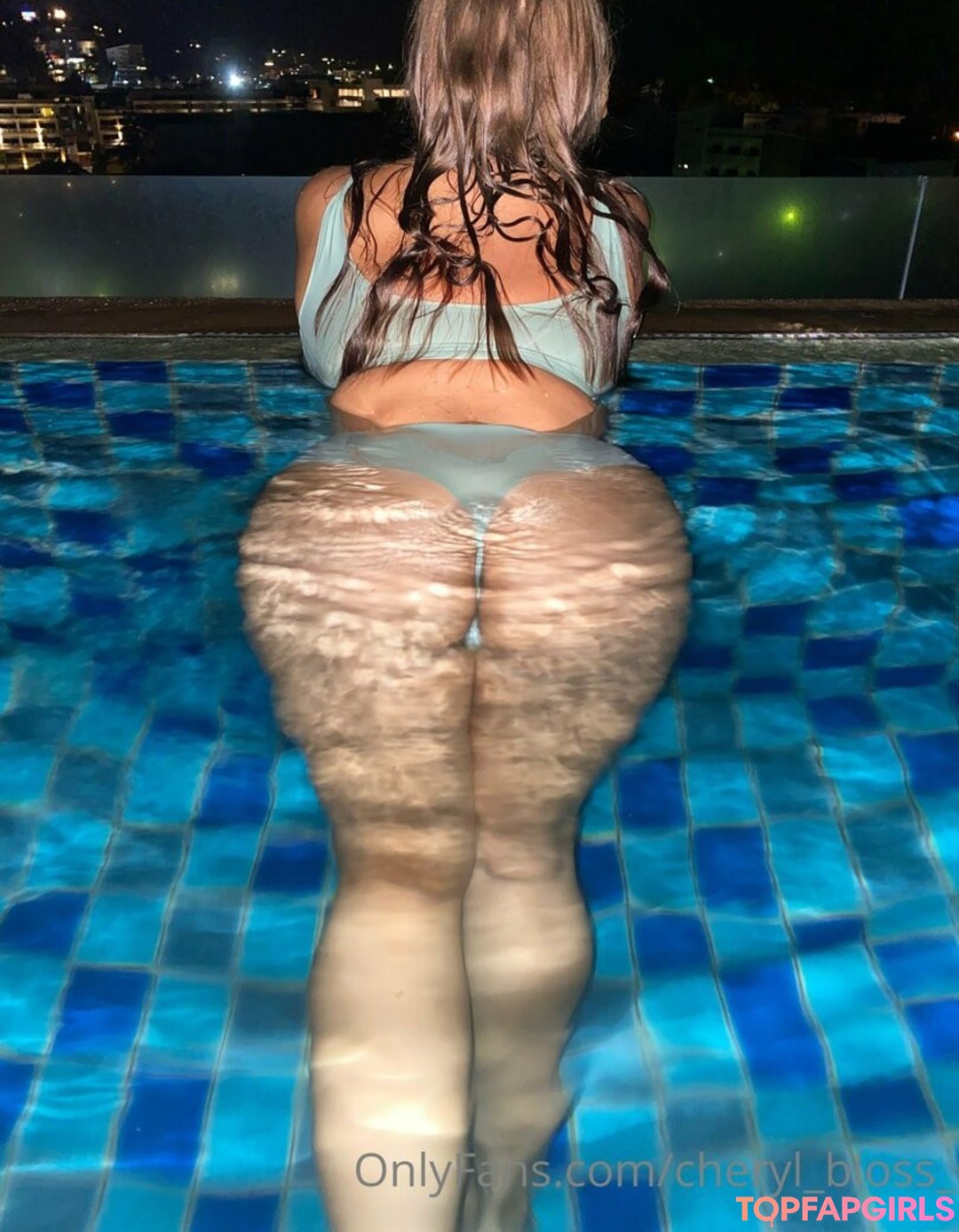 Naakte gelekte OnlyFans-foto van Cheryl Blossom #754