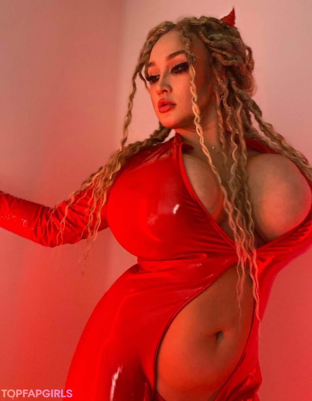 Naakte gelekte OnlyFans-foto van Cheryl Blossom #878