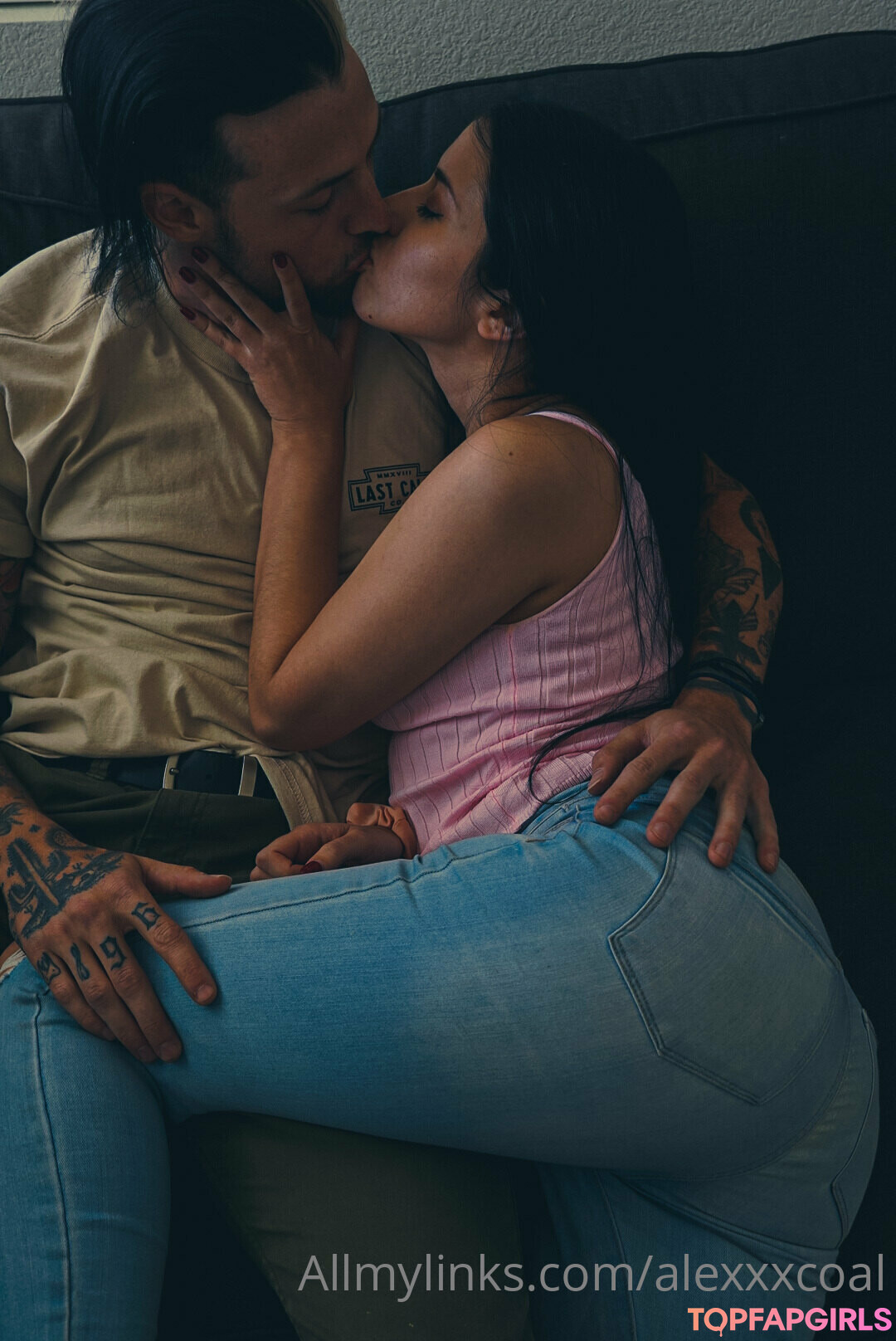 Naakte gelekte OnlyFans-foto van Alex Coal #21