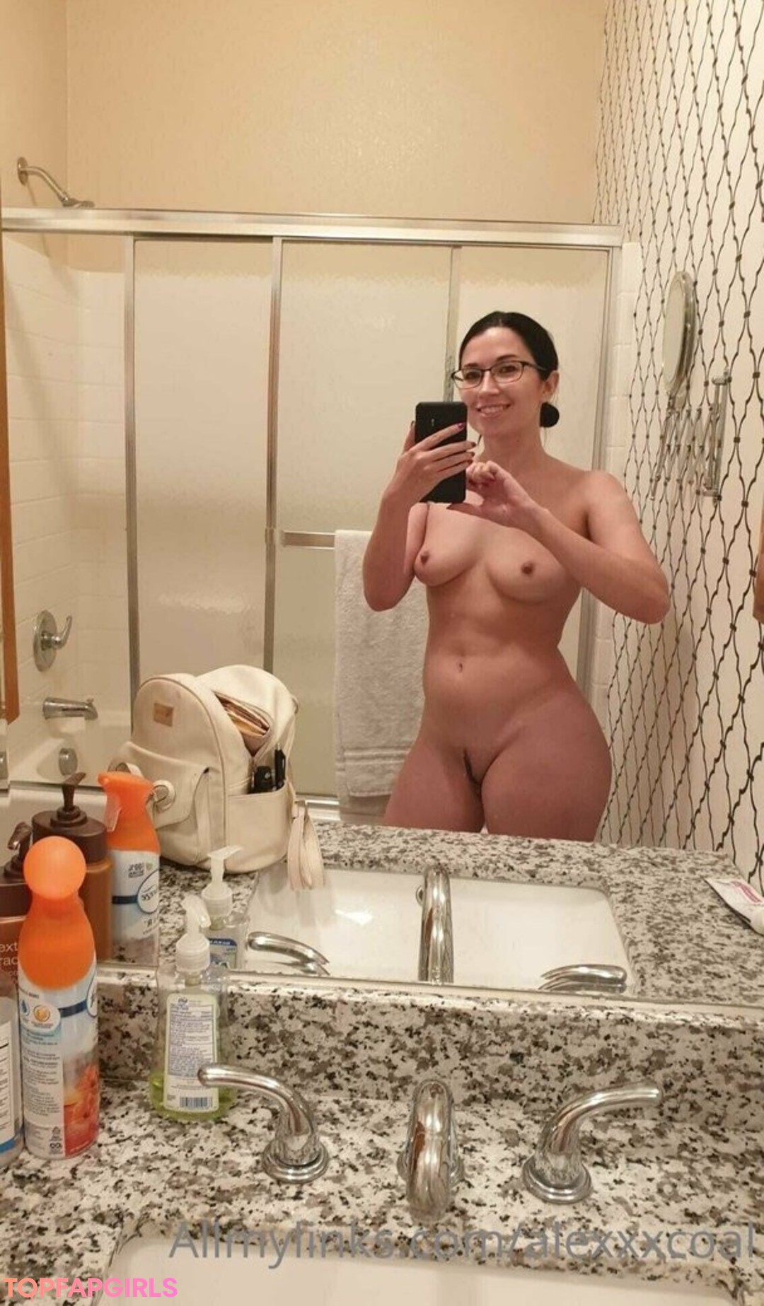 Naakte gelekte OnlyFans-foto van Alex Coal #536