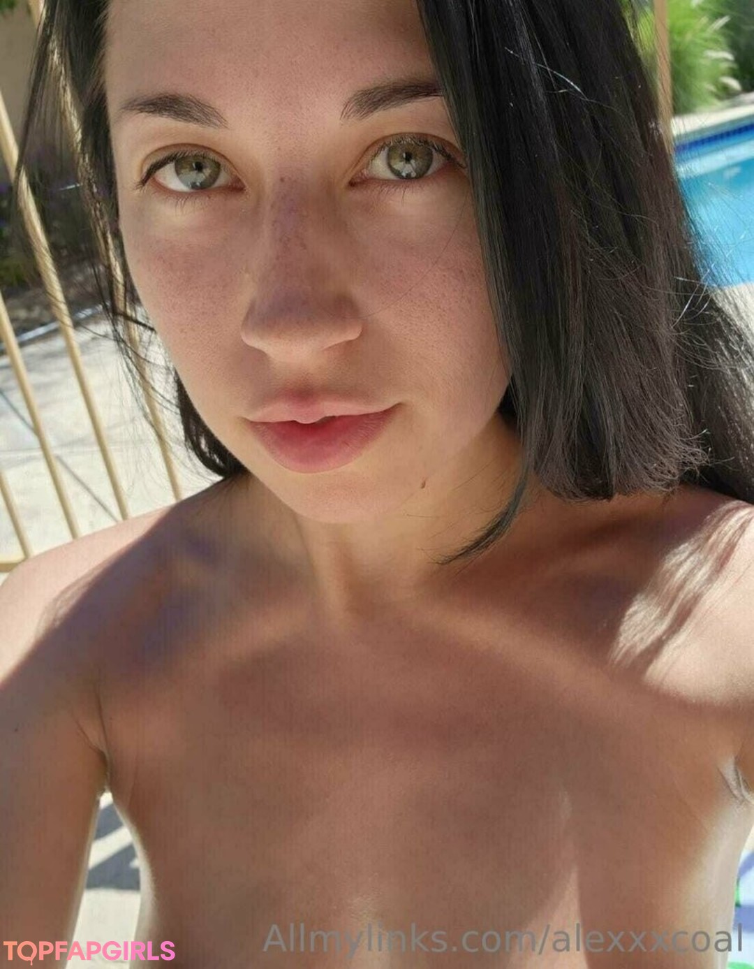 Naakte gelekte OnlyFans-foto van Alex Coal #788