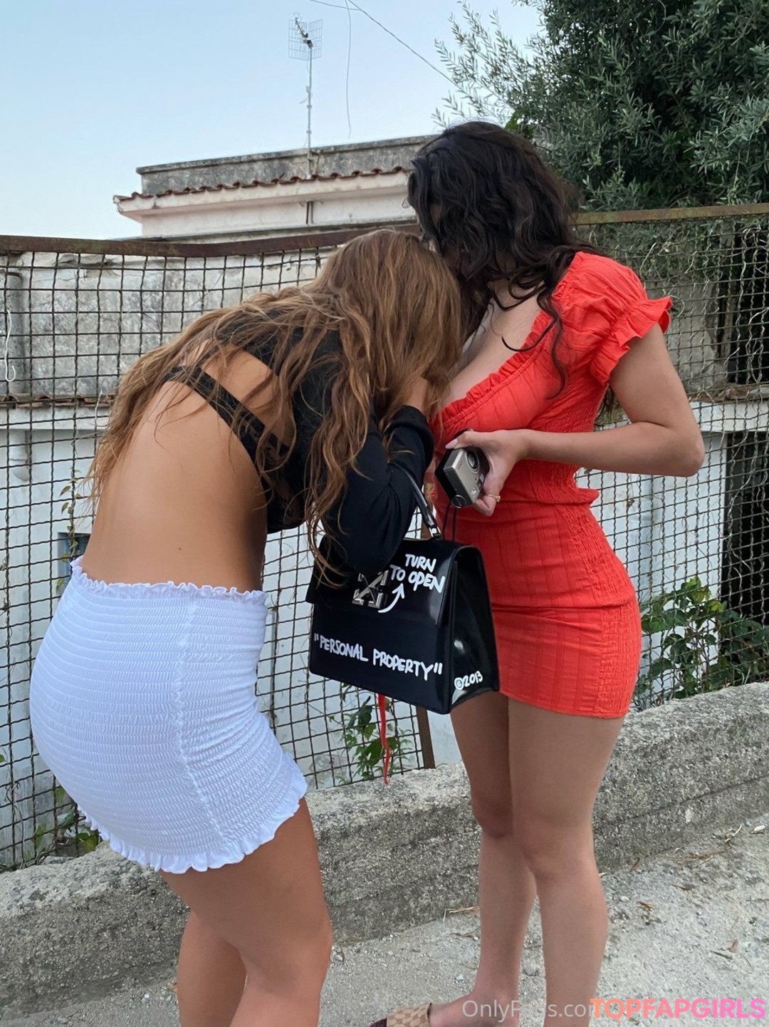 Naakte gelekte OnlyFans-foto van Mati #26