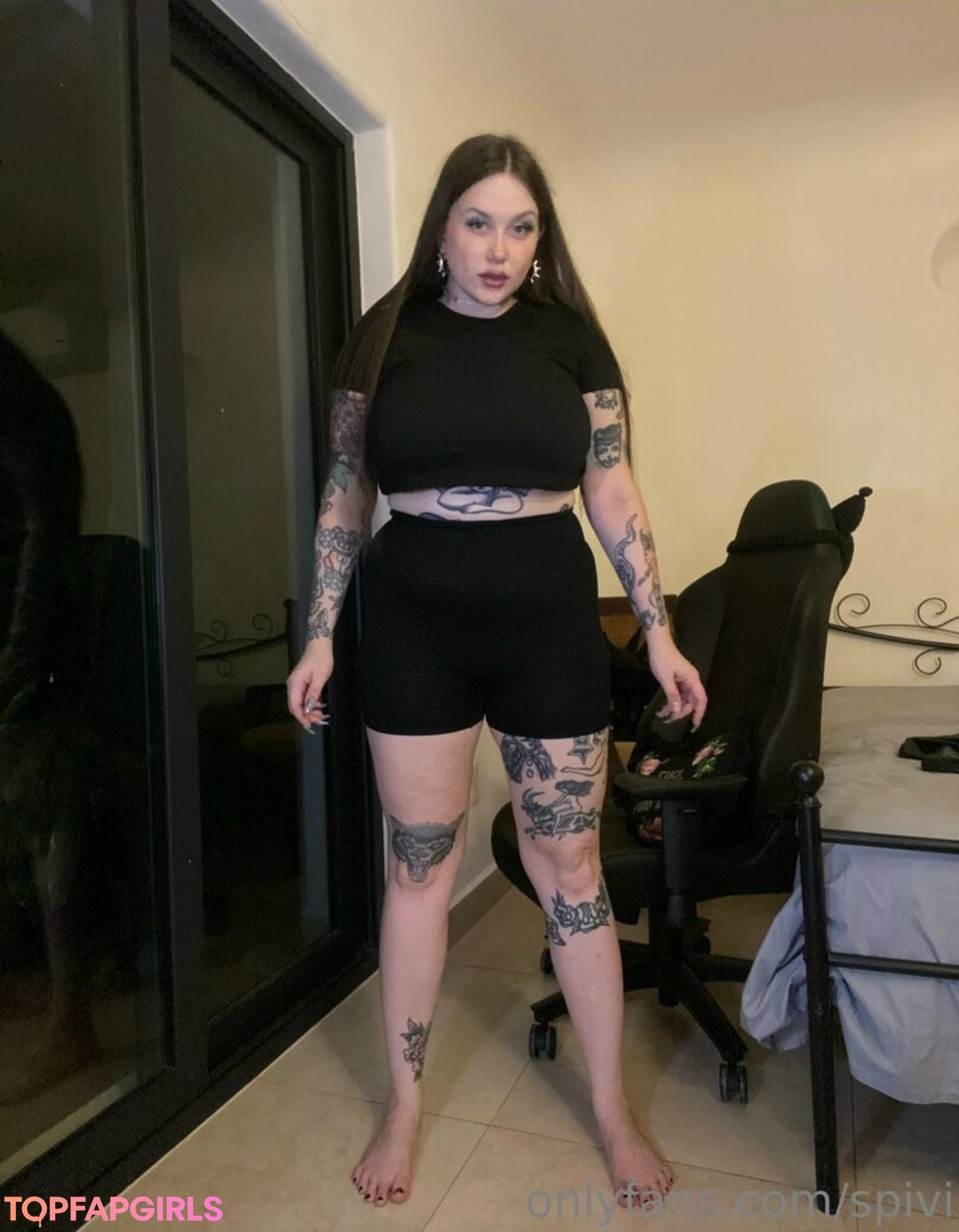 Naakte gelekte OnlyFans-foto van Spivi #331