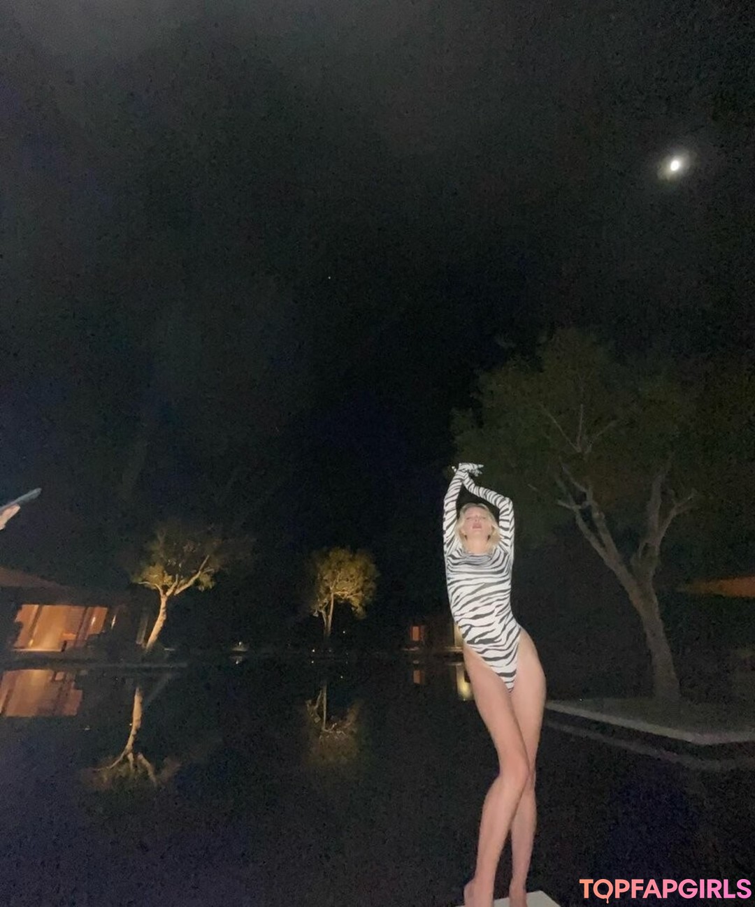 Naakte gelekte OnlyFans-foto van Caroline Vreeland #506