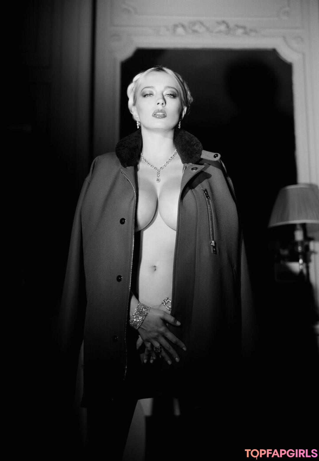 Naakte gelekte OnlyFans-foto van Caroline Vreeland #587