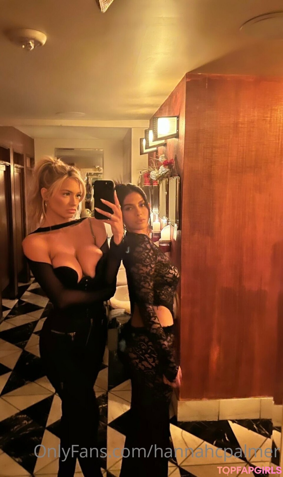 Naakte gelekte OnlyFans-foto van Hannah Palmer #1022