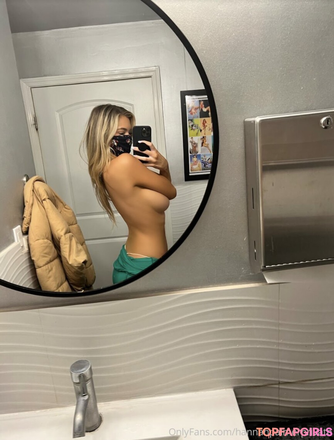 Naakte gelekte OnlyFans-foto van Hannah Palmer #1186