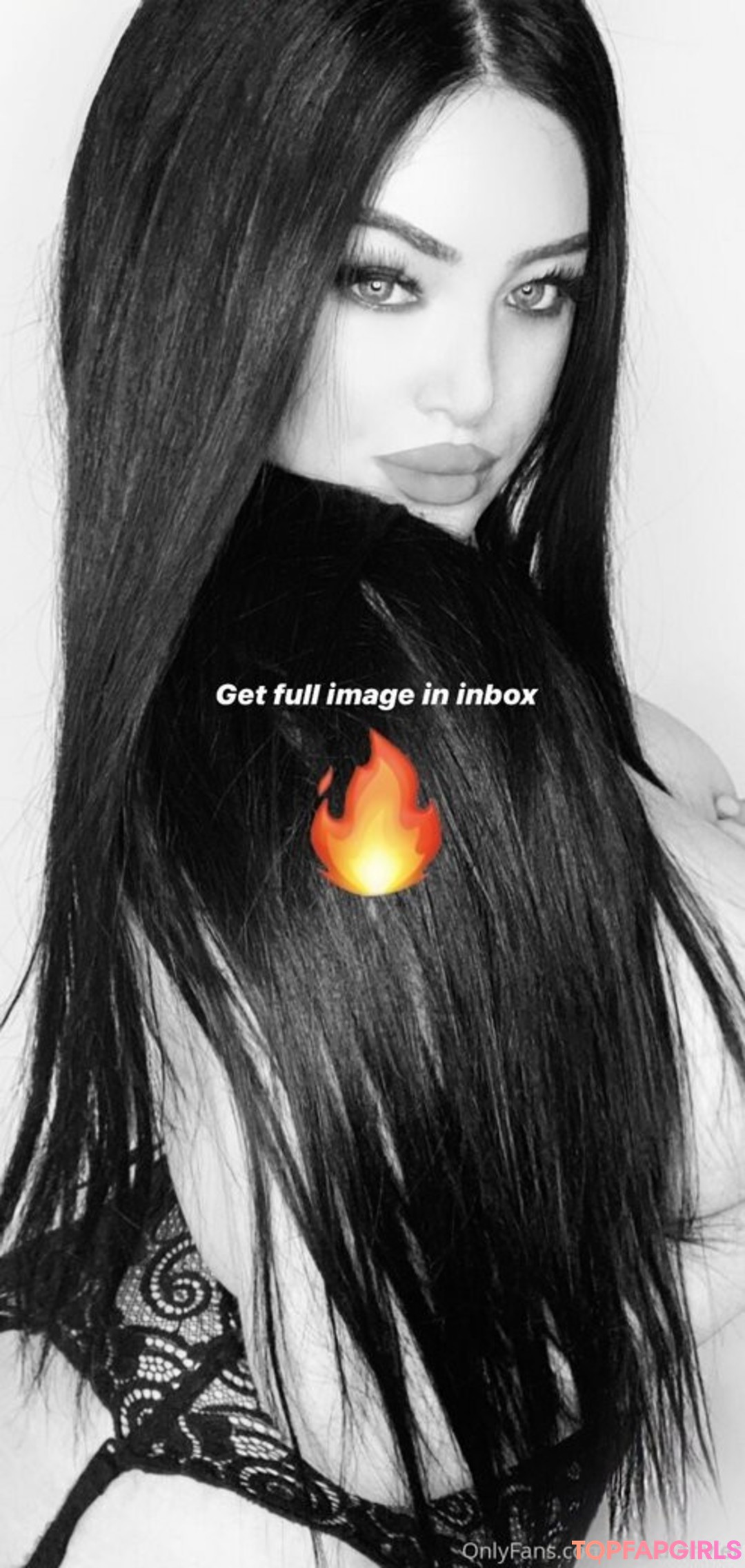 Naakte gelekte OnlyFans-foto van Claudia Rivier #200