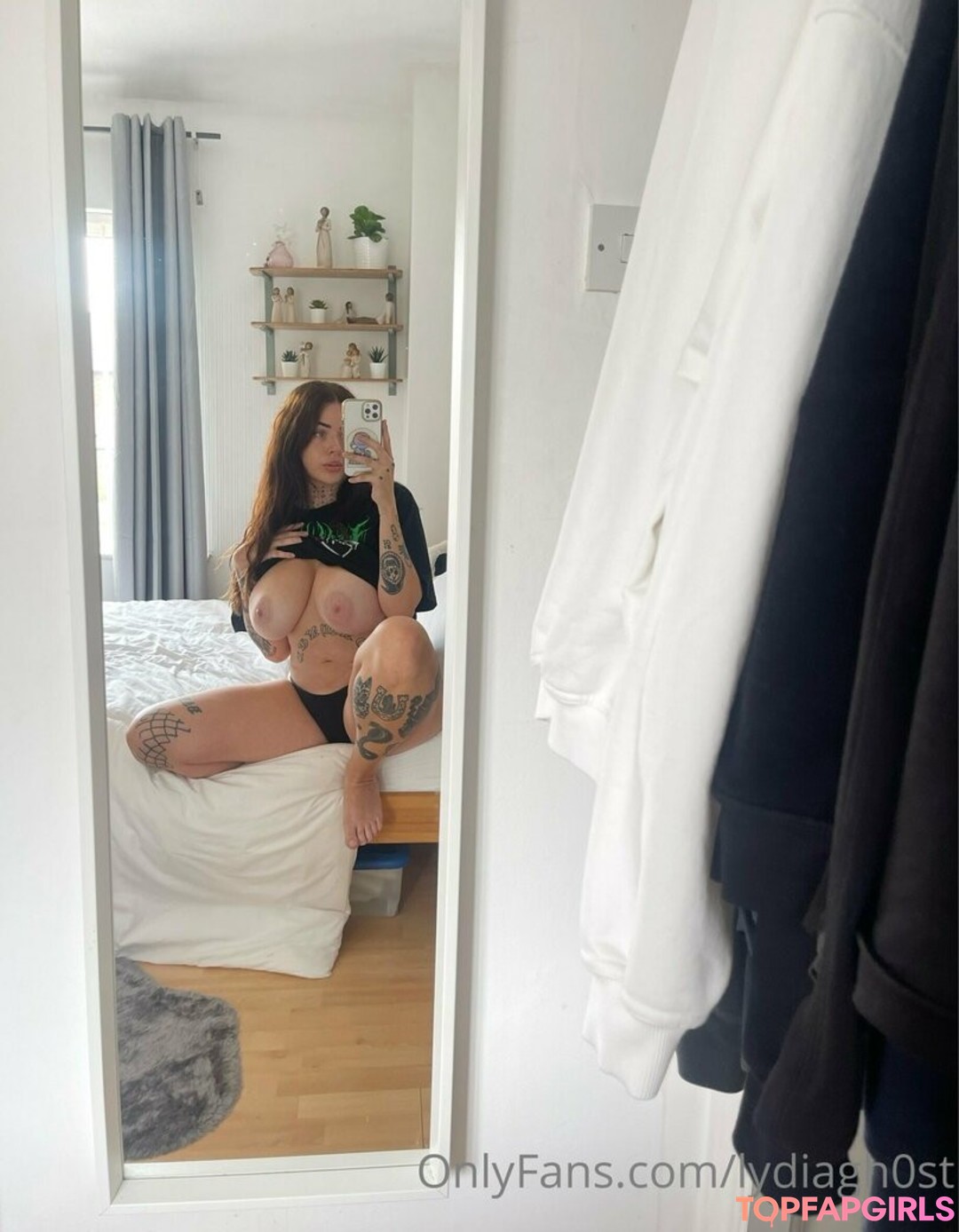 Naakte gelekte OnlyFans-foto van Lydiagh0st #584