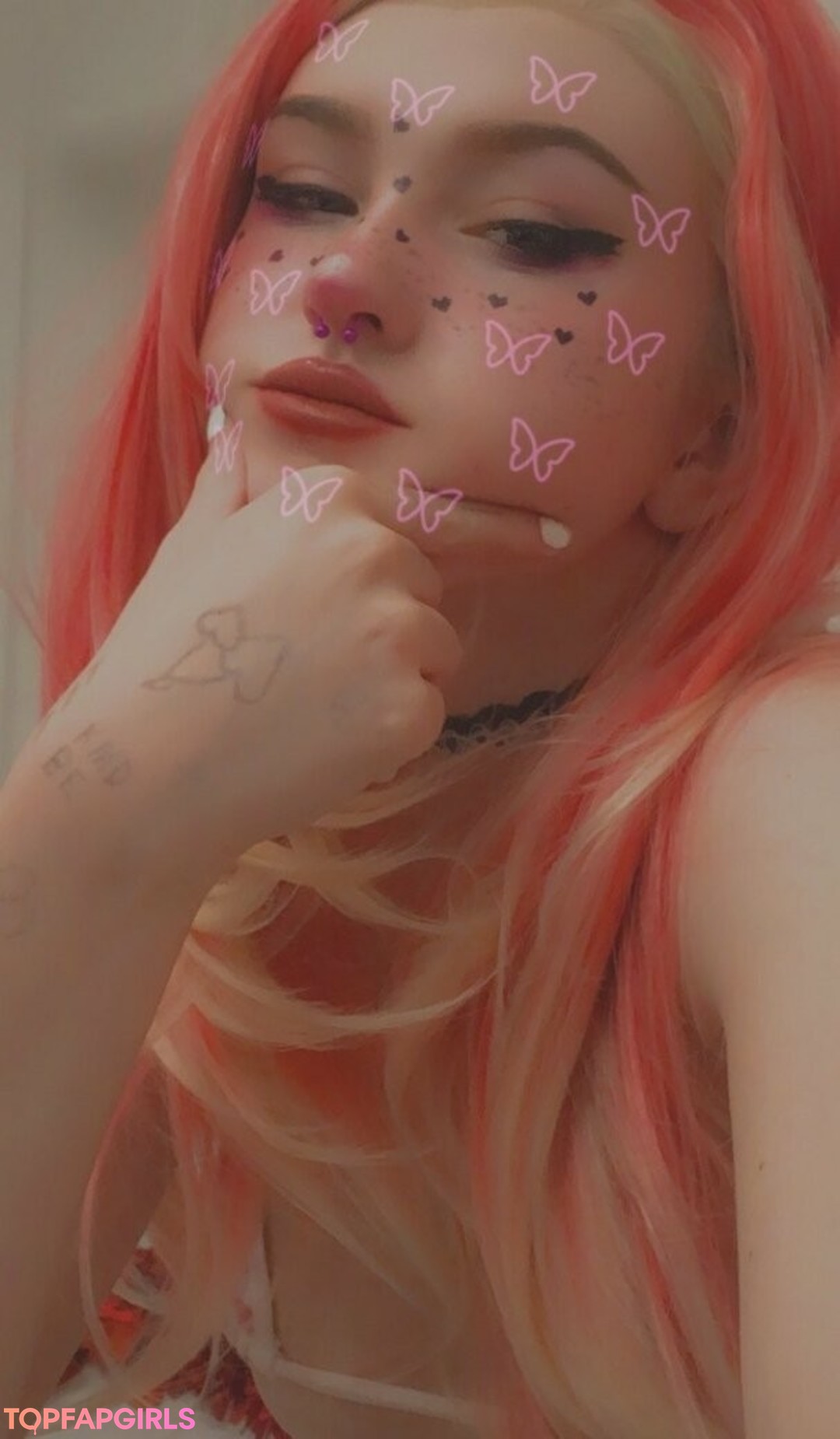 Naakte gelekte OnlyFans-foto van Bunniicult #91