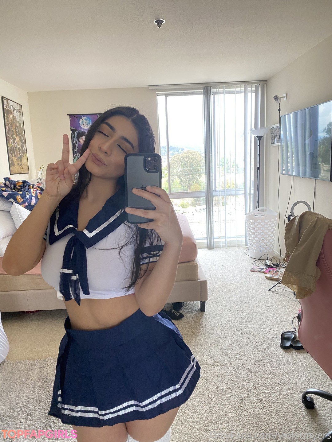 Naakte gelekte OnlyFans-foto van Violet Myers #93