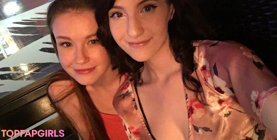 Naakte gelekte OnlyFans-foto van Elizabeth Reed #1530