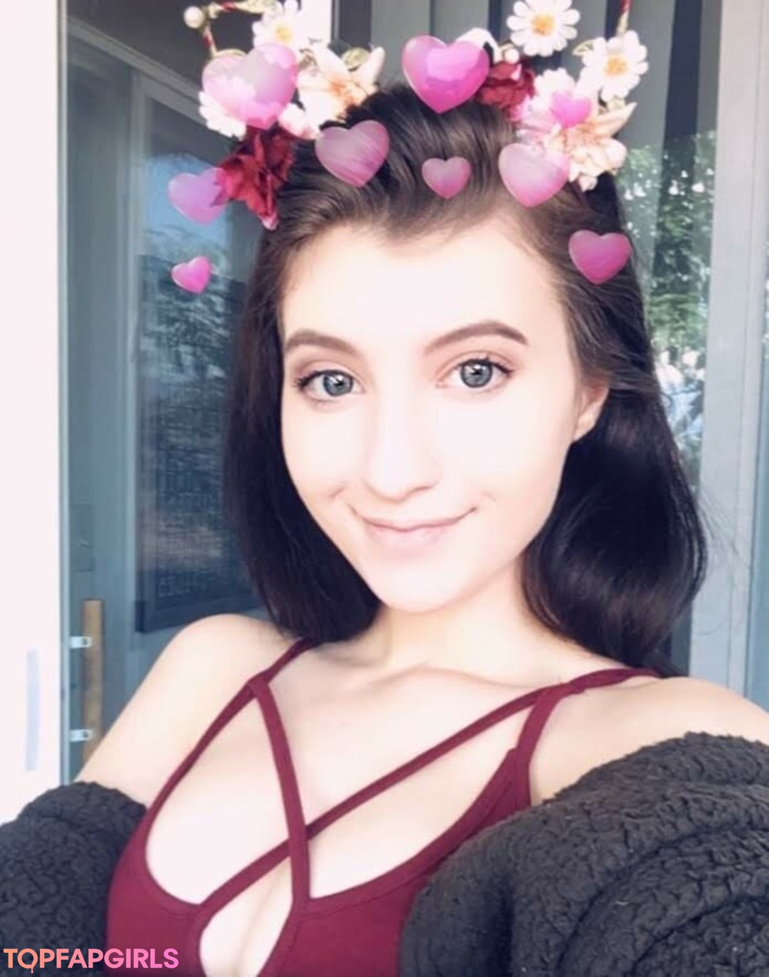 Naakte gelekte OnlyFans-foto van Elizabeth Reed #1644