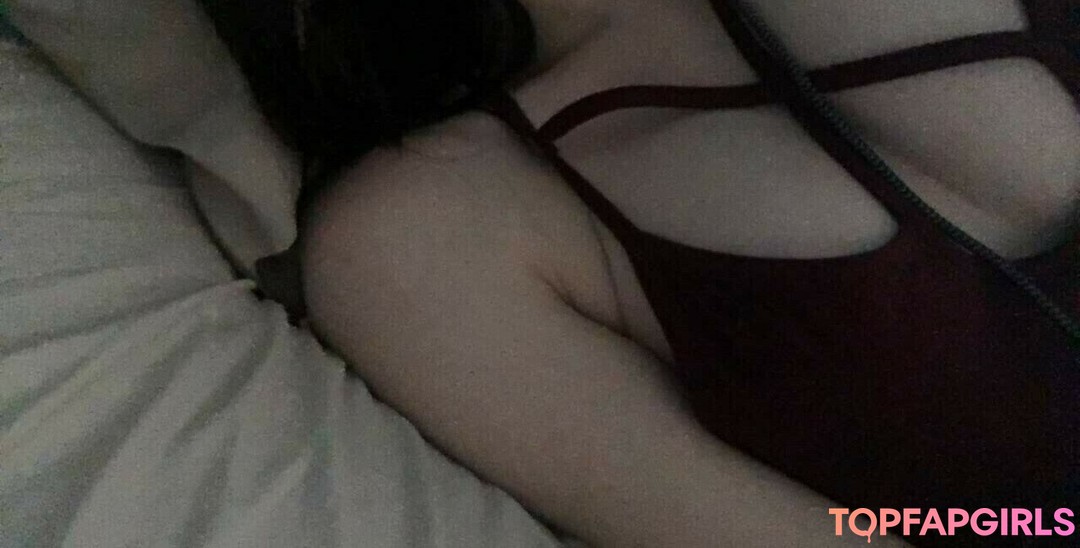 Naakte gelekte OnlyFans-foto van Elizabeth Reed #2312
