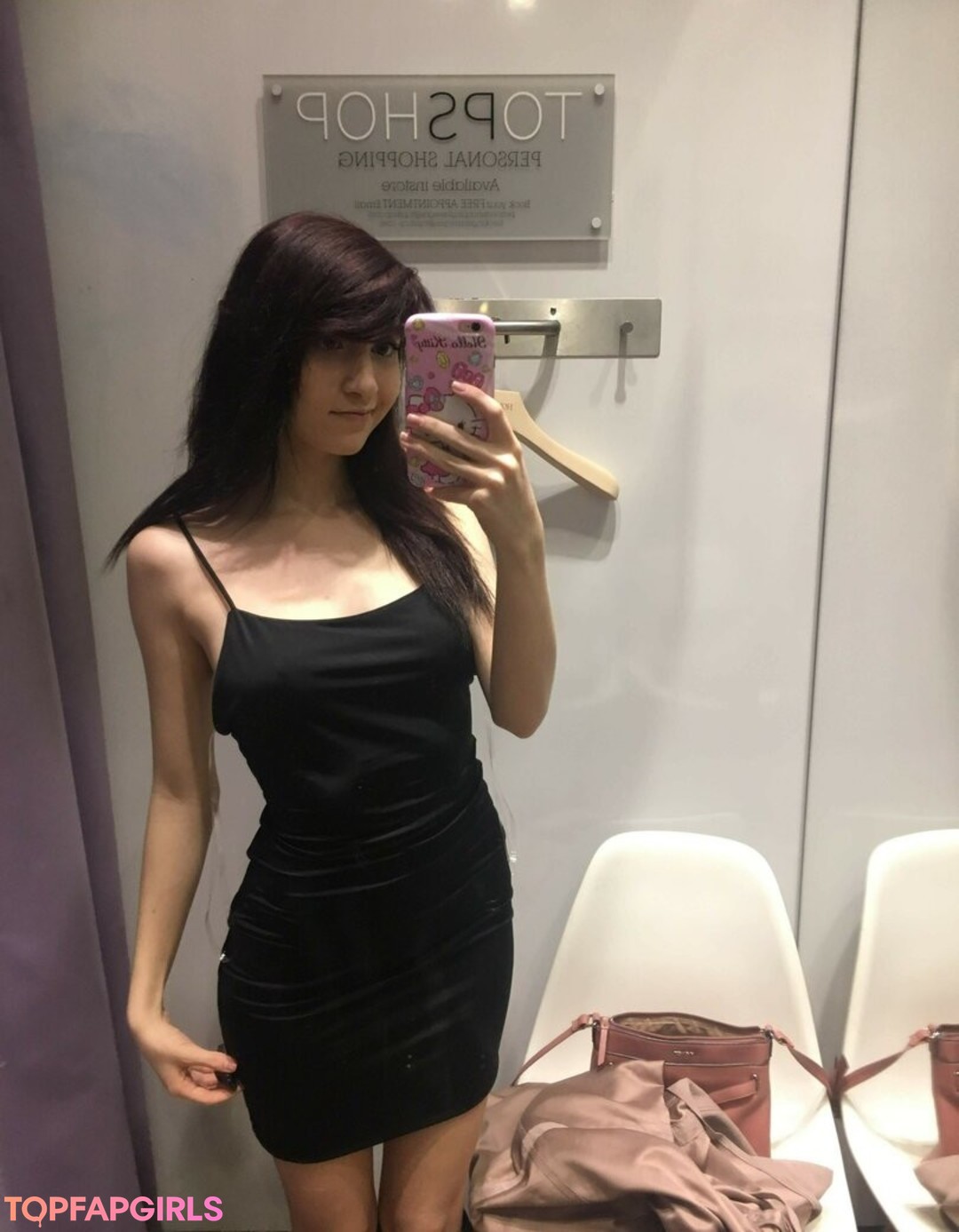 Naakte gelekte OnlyFans-foto van Elizabeth Reed #2391