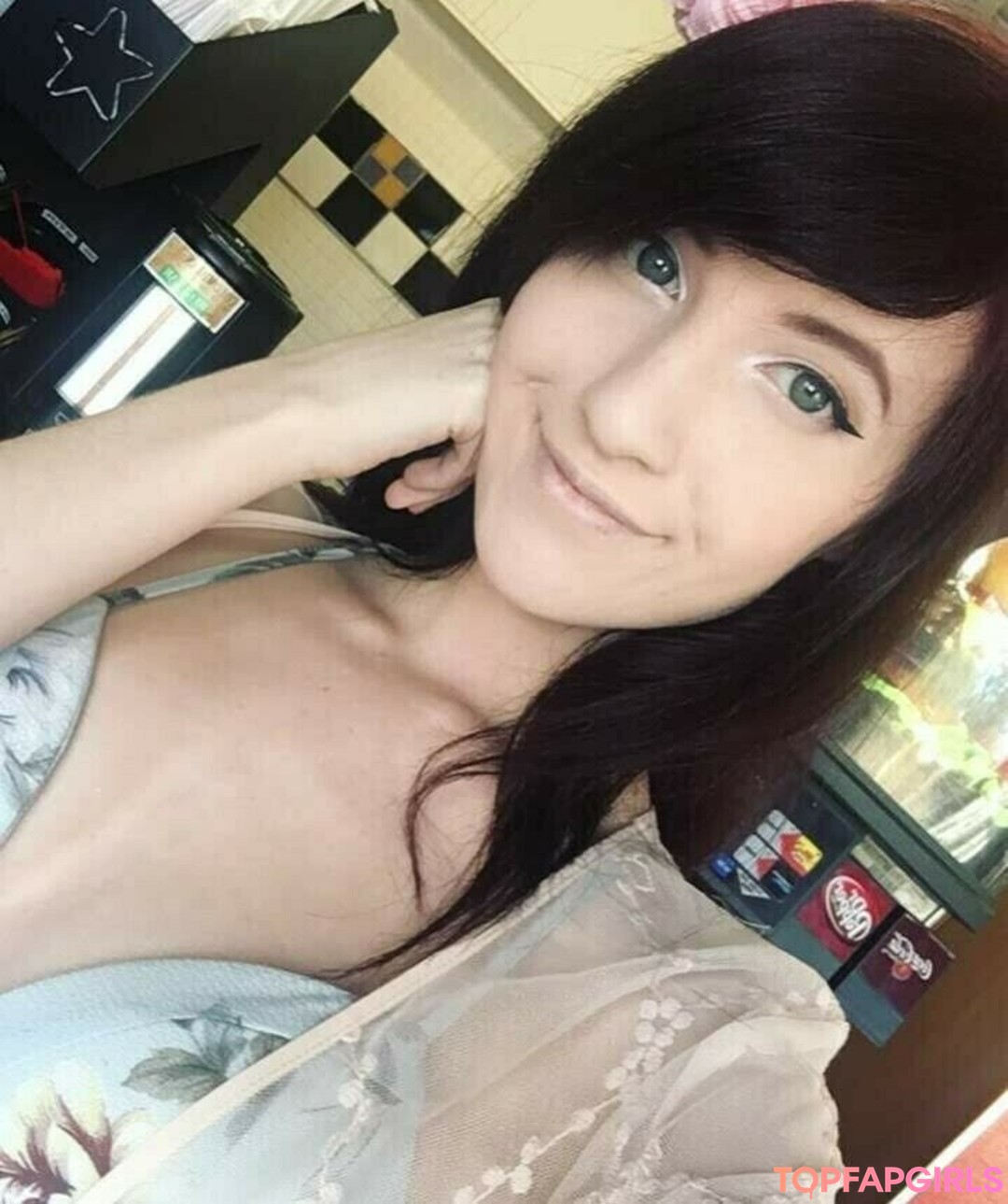 Naakte gelekte OnlyFans-foto van Elizabeth Reed #2414
