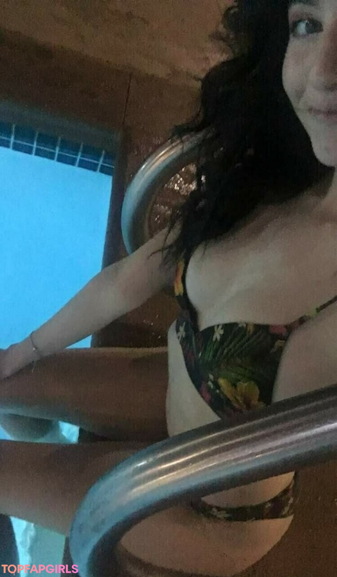 Naakte gelekte OnlyFans-foto van Elizabeth Reed #2557