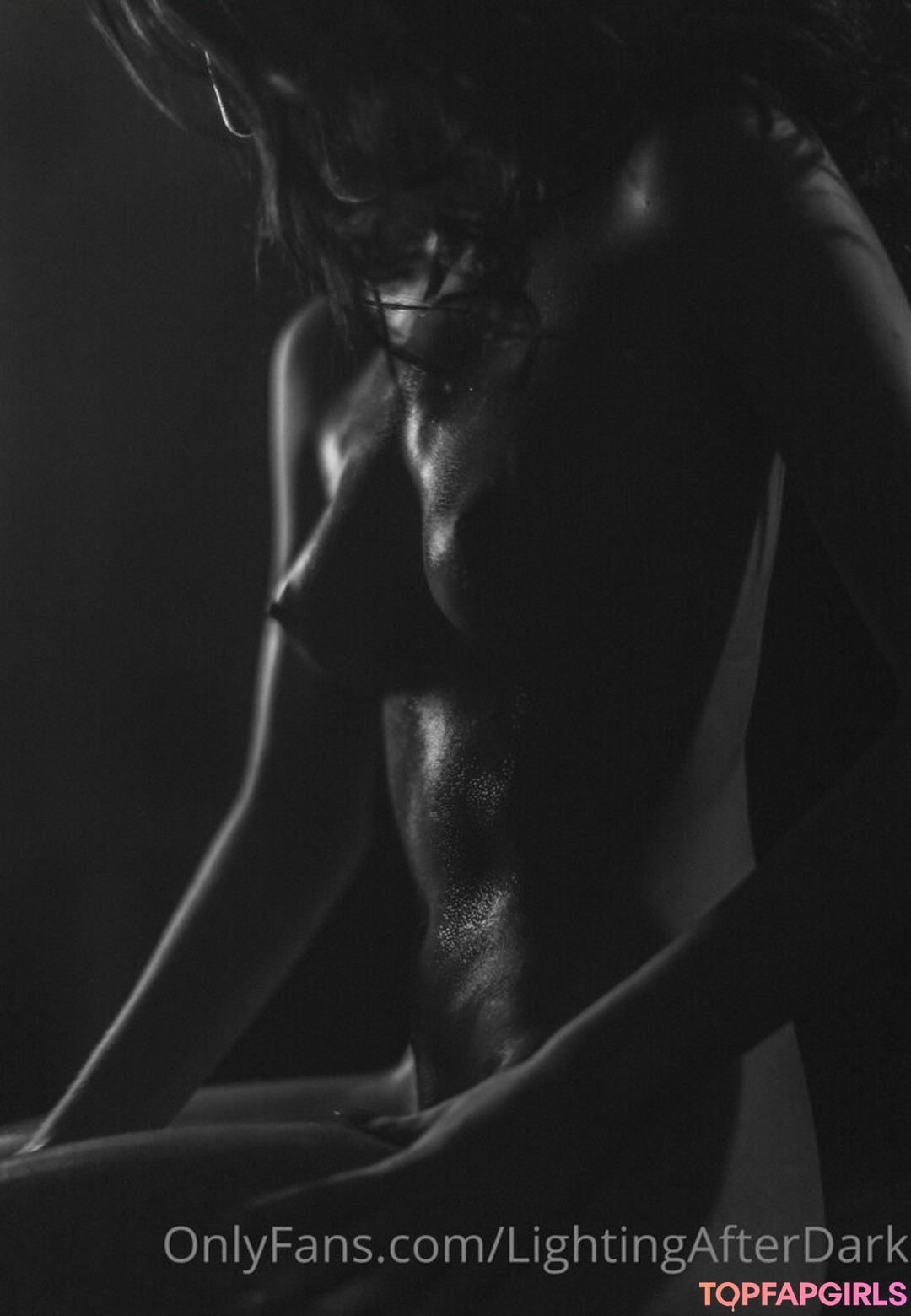 Naakte gelekte OnlyFans-foto van Elizabeth Reed #2837