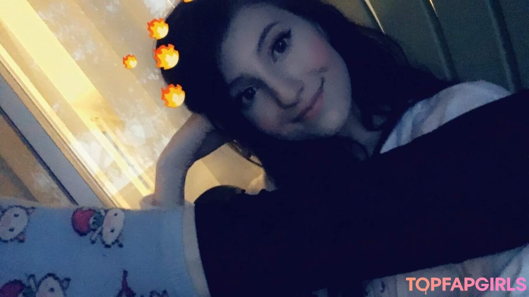 Naakte gelekte OnlyFans-foto van Elizabeth Reed #747